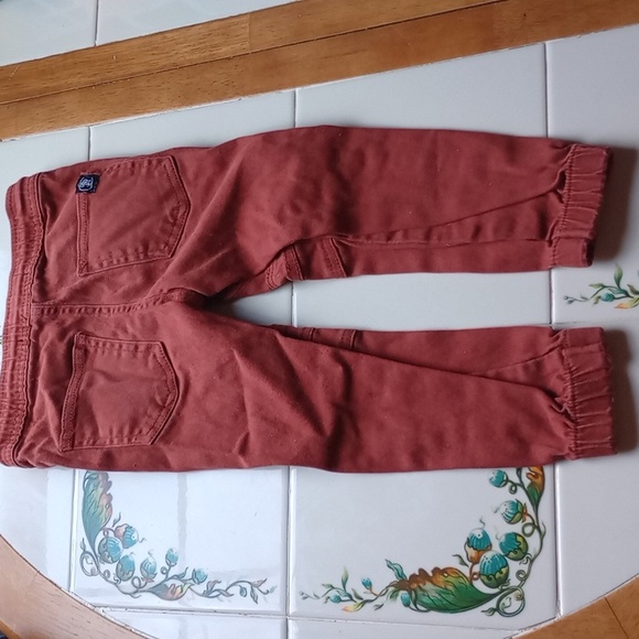 Boys Fall Pants 🍂 - Picture 10 of 10